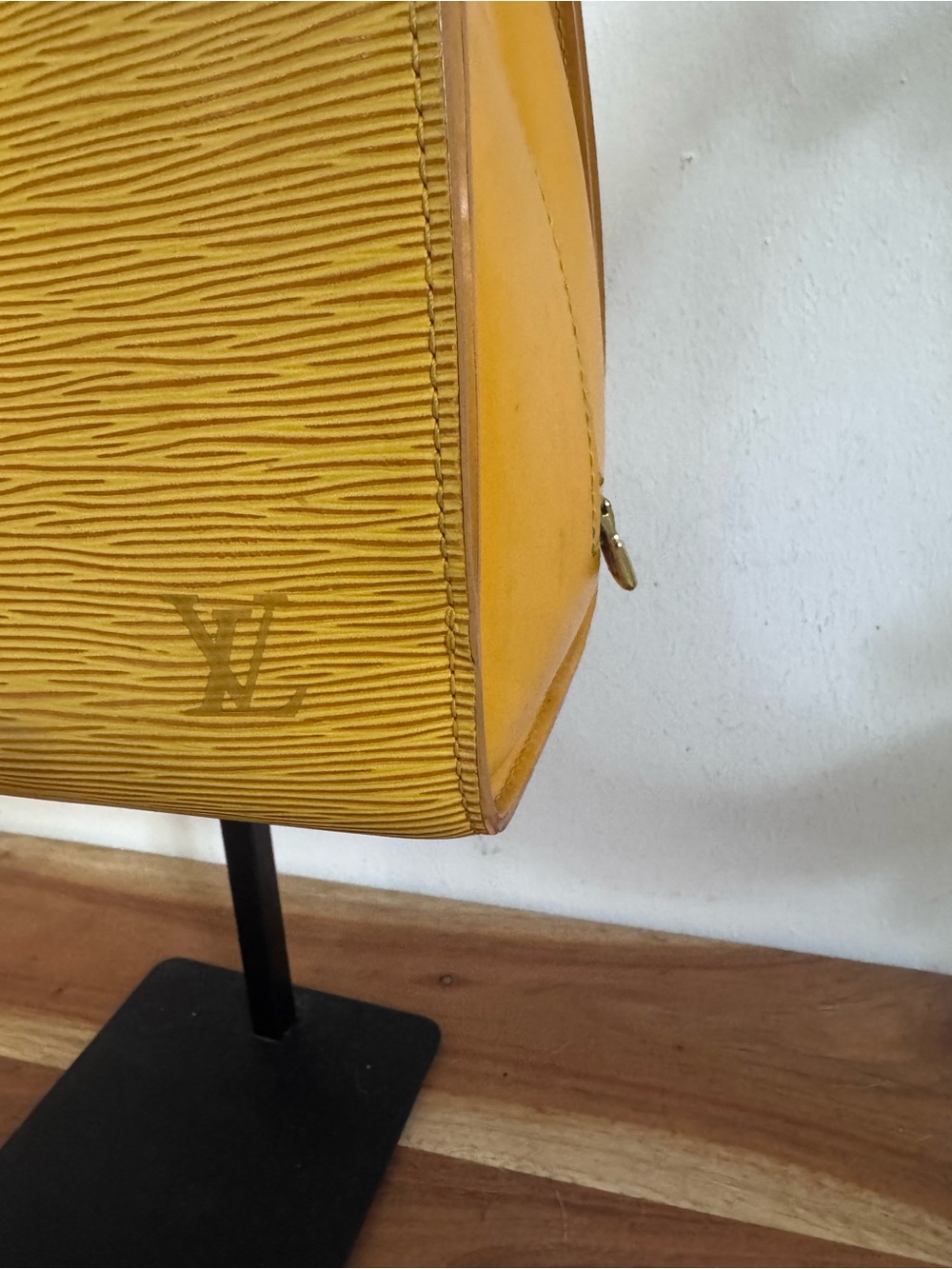 Louis Vuitton Tassil Yellow Epi Leather Pont- Neuf PM Bag Vintage - Picture 7 of 14